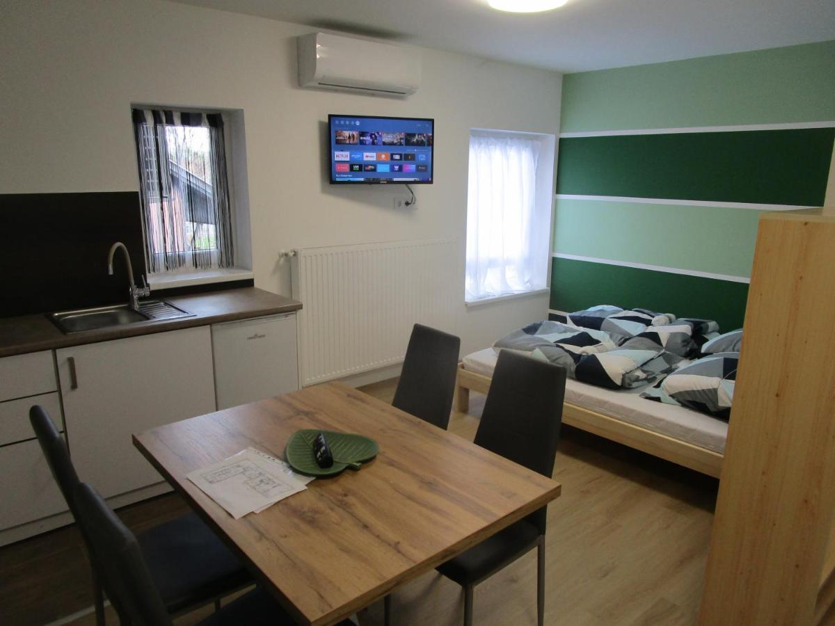 Veroland Maganszallashely Hodmezovasarhely Bagian luar foto